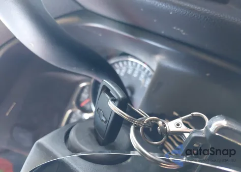 2014 Chevrolet Silverado 1500 2Lt from USA, damaged, VIN 1GCVKREC7EZ216308